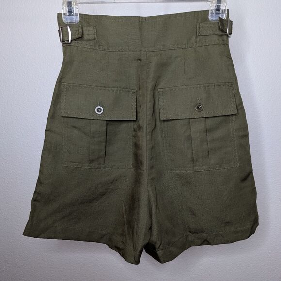 NWT COS linen blend high waist pleated shorts - Picture 4 of 10